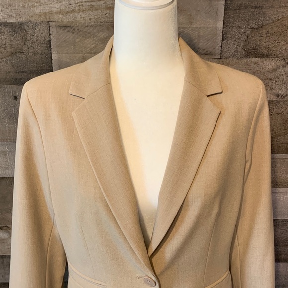 New York & Company Stretch Blazer Size 10 - Picture 7 of 16